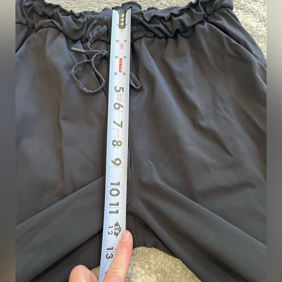 Lululemon Keep Moving Jogger Pants Women's Size 6 Black Luxtreme Stretch - Picture 5 of 9